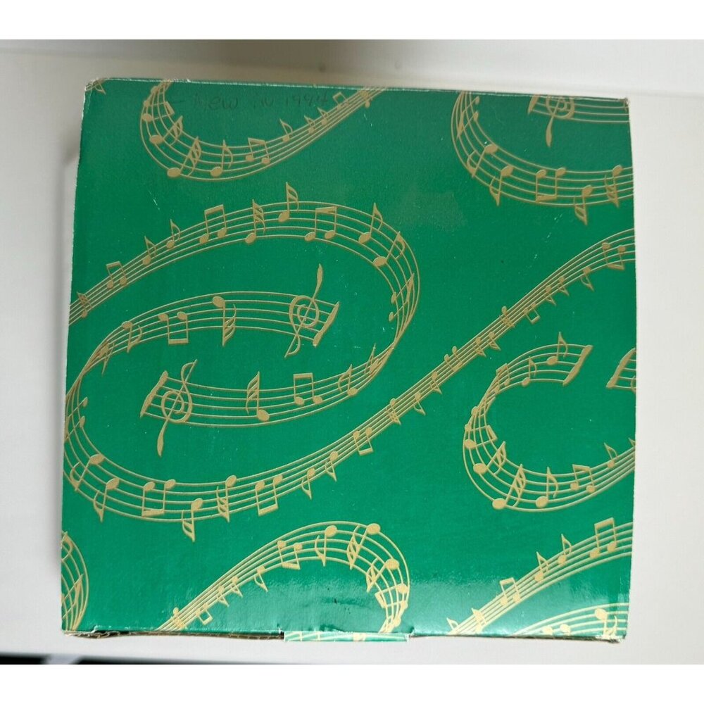 Vtg Musical Santa Figurine Wooden Base 12" Tall O Tannenbaum Wind Up Red Cape - Picture 14 of 16